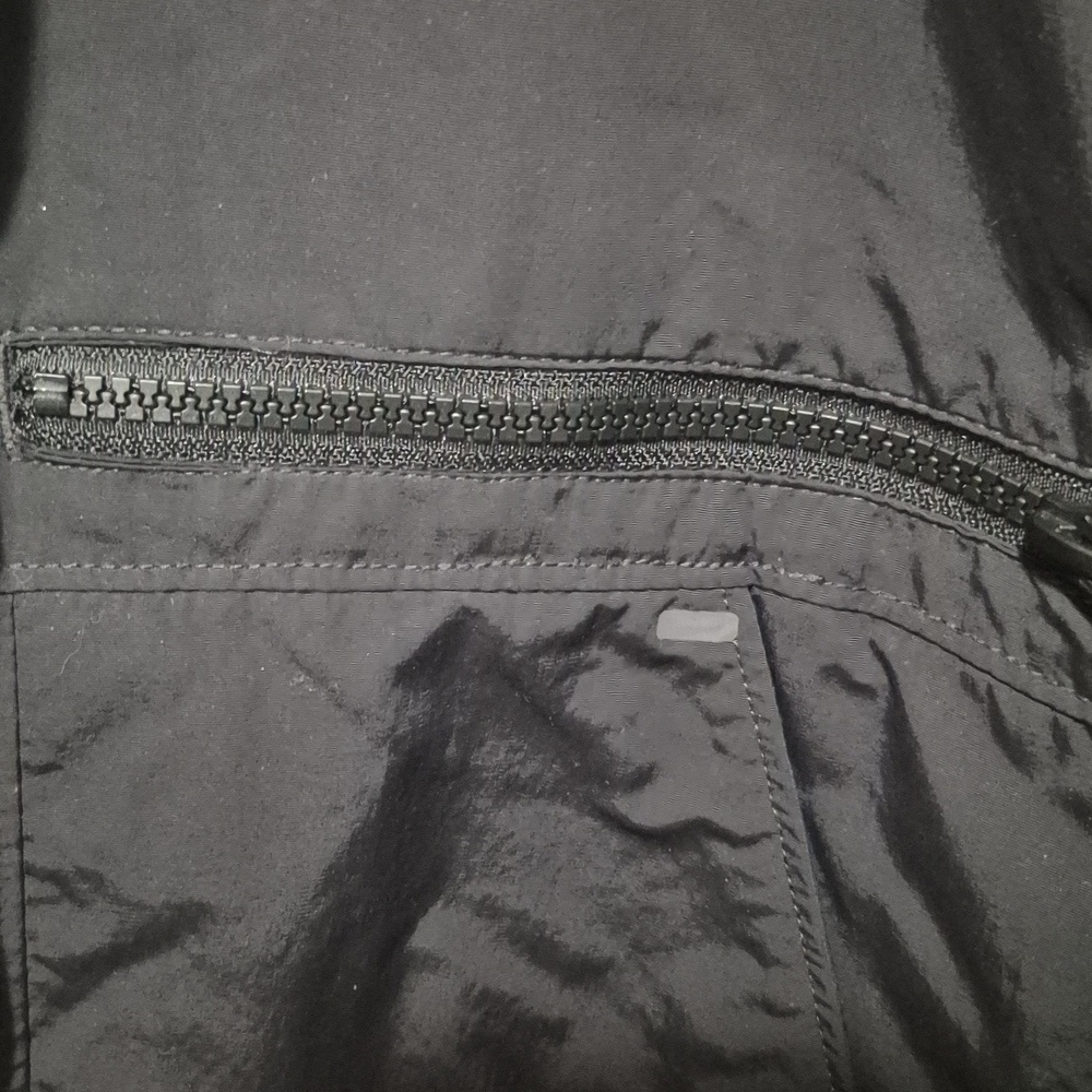 Columbia Women’s Black Weatherproof Lightweight Snap Front Mesh Lined Jacket - Picture 5 of 8